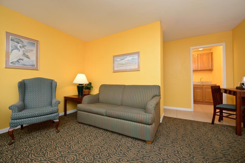 Econo Lodge Inn & Suites Fulton - Rockport Extérieur photo