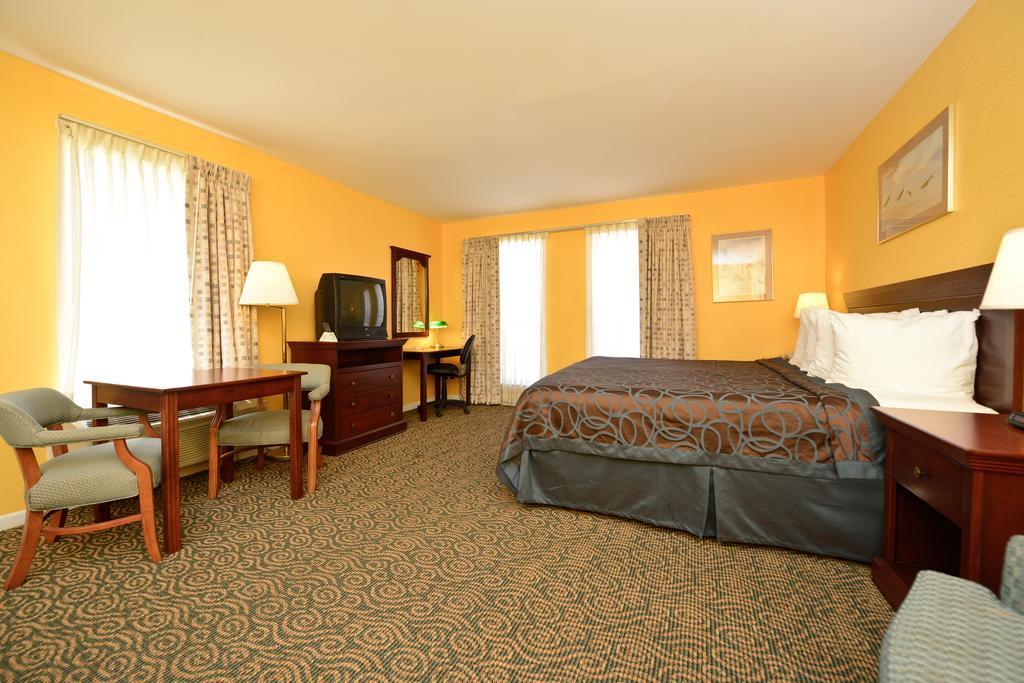Econo Lodge Inn & Suites Fulton - Rockport Extérieur photo