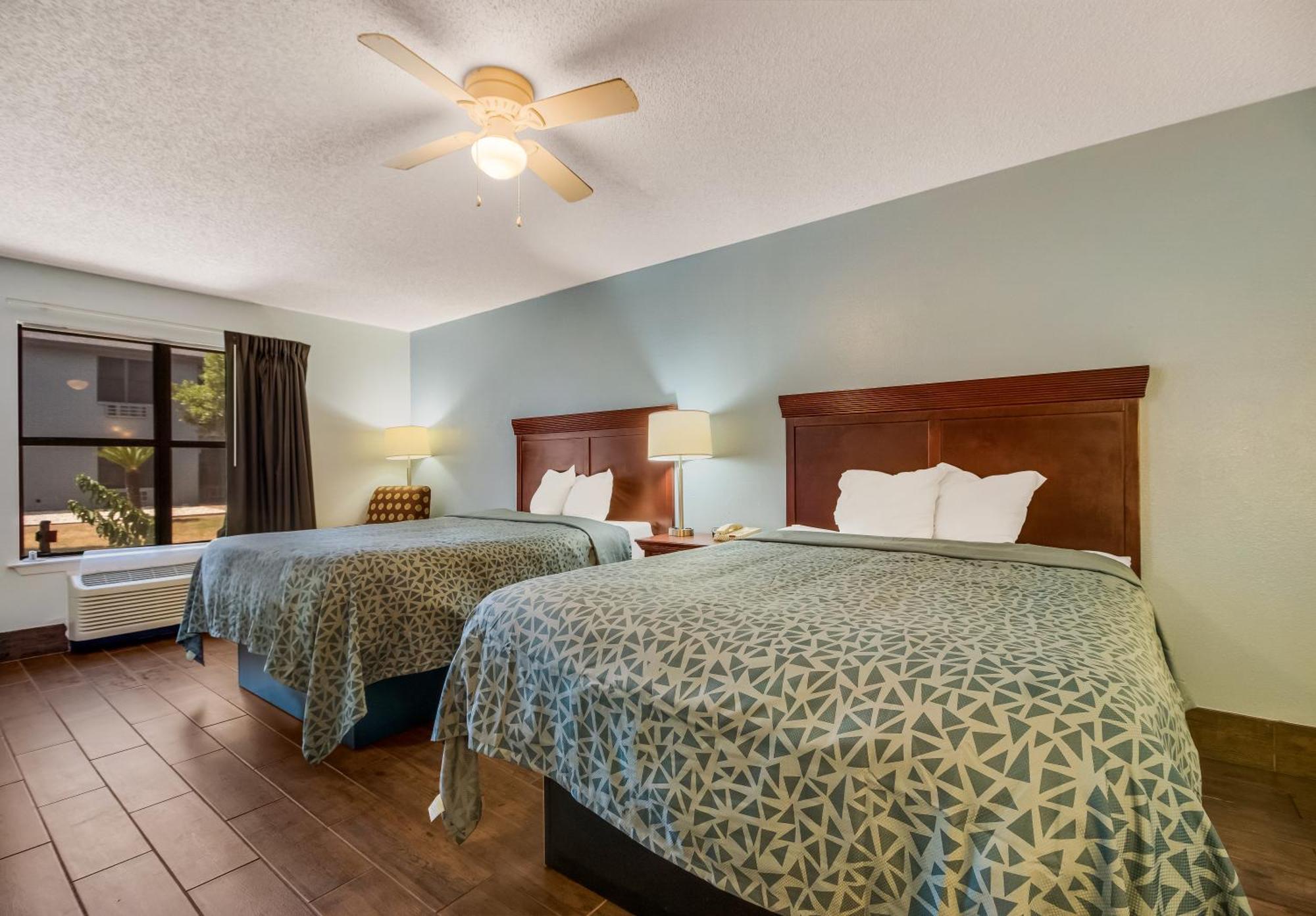 Econo Lodge Inn & Suites Fulton - Rockport Extérieur photo